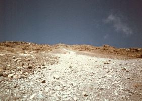 Final near-vertical climb up to crater rim