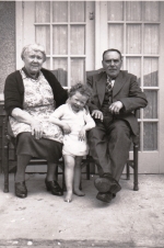 Henry Walker and 2nd wife Joan Jaywick with baby Joan 1955/56