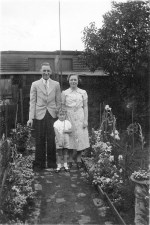 Ronald, Doreen and Anthony BOAKS