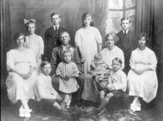 Beesley Family 1927
