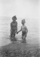 Lee Ian Diane C1956